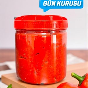 güneş kurusu köy salçası katkısız el yapımı biber salçası